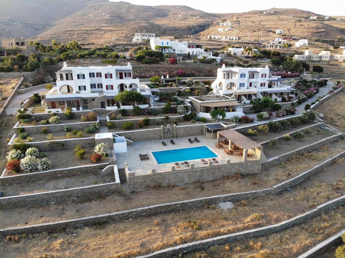 En Plo Aparthotel Agios Romanos ภายนอก รูปภาพ