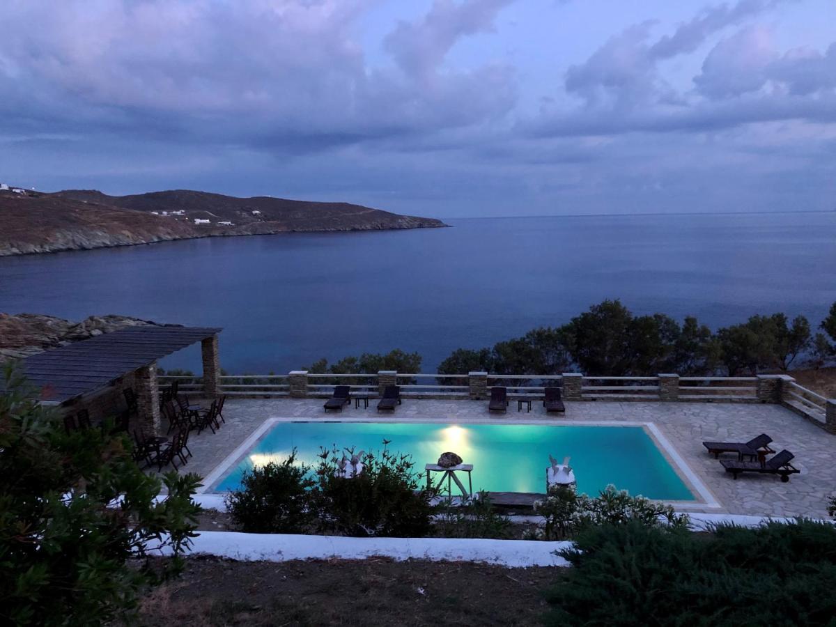 En Plo Aparthotel Agios Romanos ภายนอก รูปภาพ