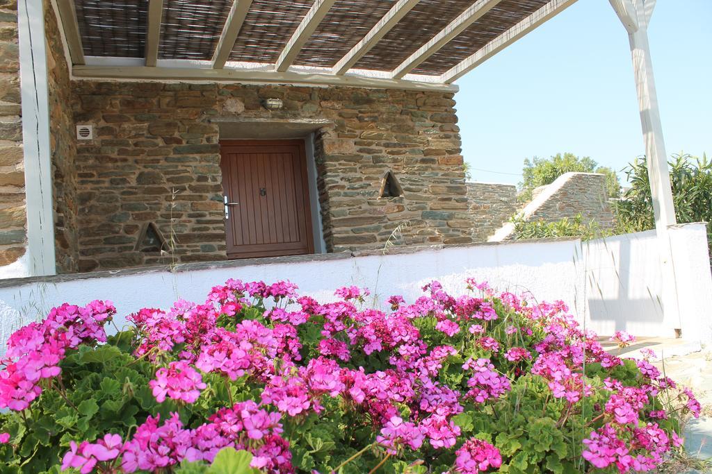 En Plo Aparthotel Agios Romanos ภายนอก รูปภาพ