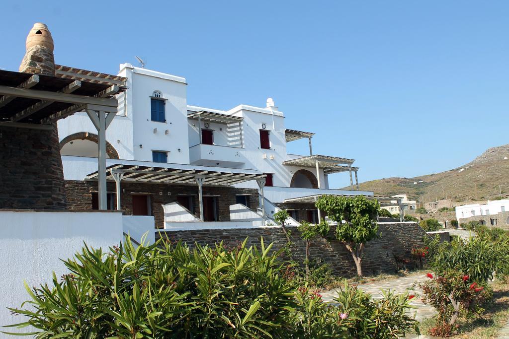 En Plo Aparthotel Agios Romanos ภายนอก รูปภาพ