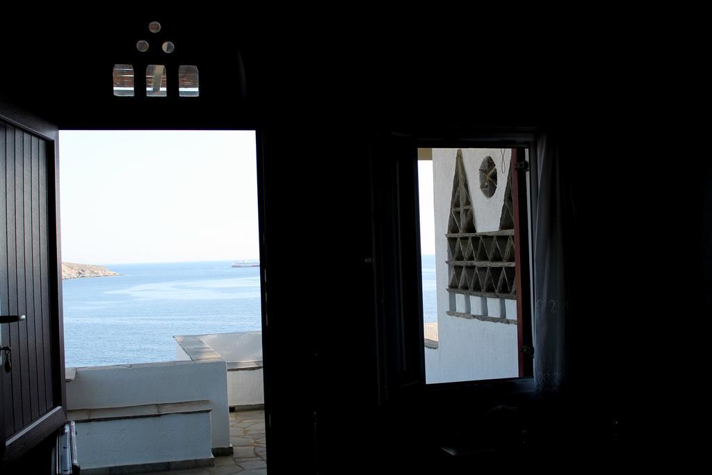En Plo Aparthotel Agios Romanos ภายนอก รูปภาพ