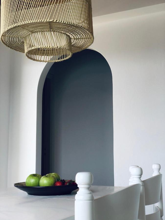 En Plo Aparthotel Agios Romanos ภายนอก รูปภาพ