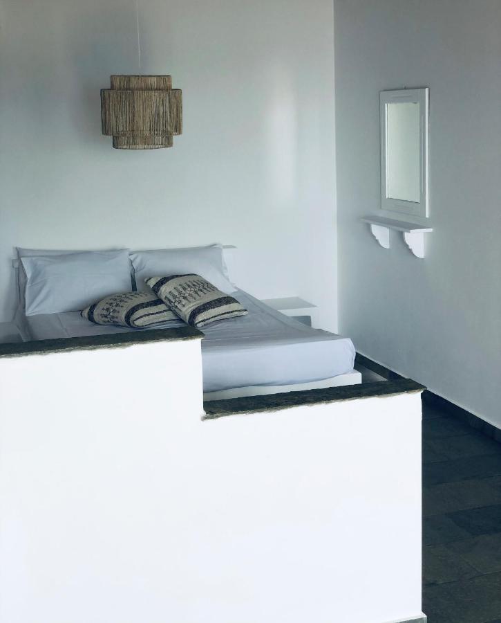 En Plo Aparthotel Agios Romanos ภายนอก รูปภาพ